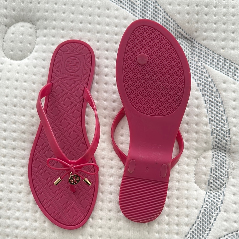 Tory Burch Jelly/Rubber Pink Flip Flops